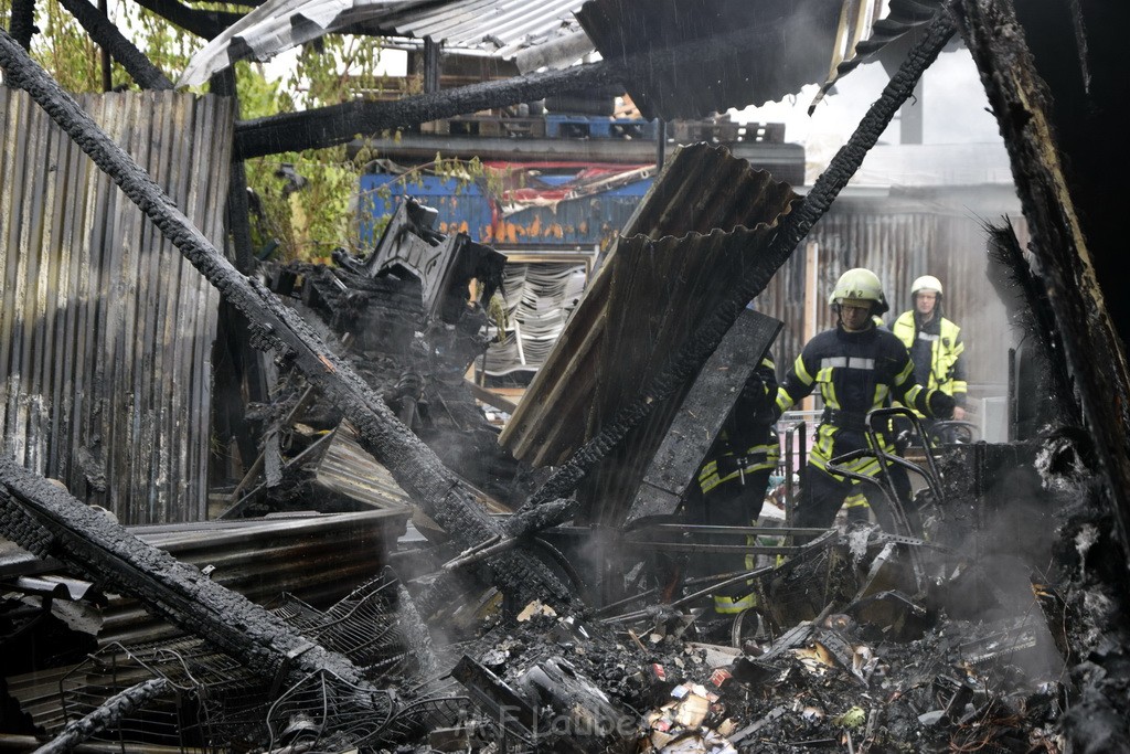 Feuer 4 Bergisch Gladbach Gronau Am Kuhlerbusch P345.JPG - Miklos Laubert